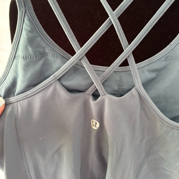 Lululemon Free‎ To Be Strappy Gray Athletic Tank Size 4 - Picture 3 of 6